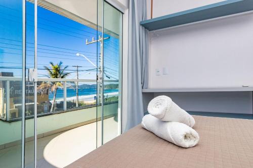 Quatro Ilhas Apartment | Aline 102 – Aconchegante Apartamento com Vista para o Mar, a Poucos Metros da Praia de Quatro Ilhas.