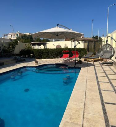 Village Road Villa | Alis Villa