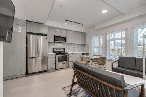 West End Apartment | All-Inclusive Downtown Charm with Complete Amenities