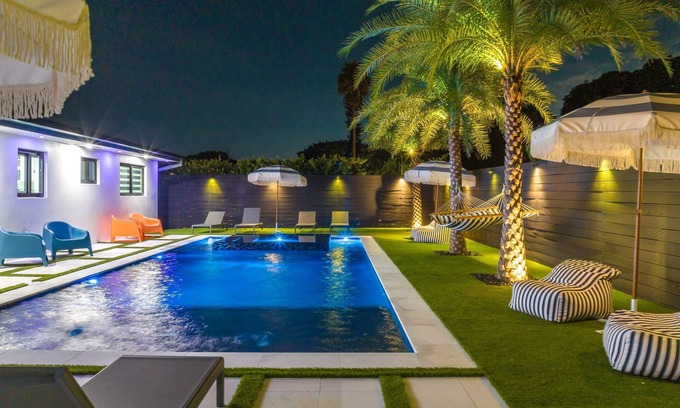 Golden Glades House | All New Modern Home in Miami Near Beaches