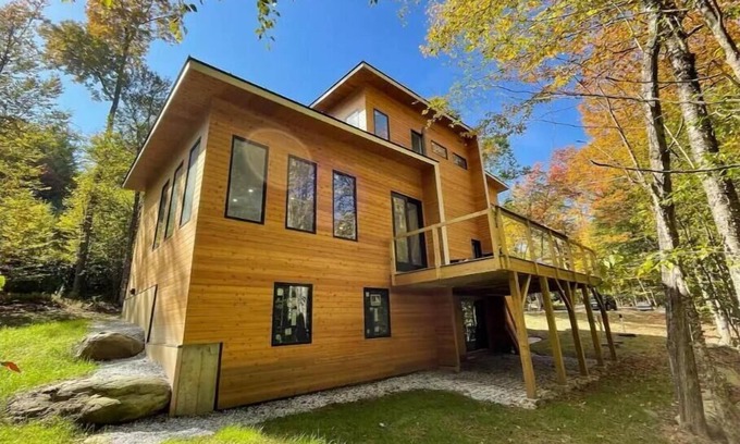 Ludlow House | All-seasons fun in Ludlow, Vermont