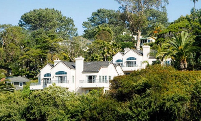 Del Mar Villa | All units are booked for 2024.