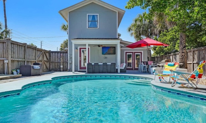 Jacksonville Beach House | All Yours - Heated Pool - Firepit - BBQ