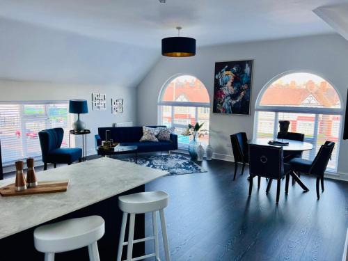 Liverpool Apartment | Allerton Loft - Beautiful peaceful apartment