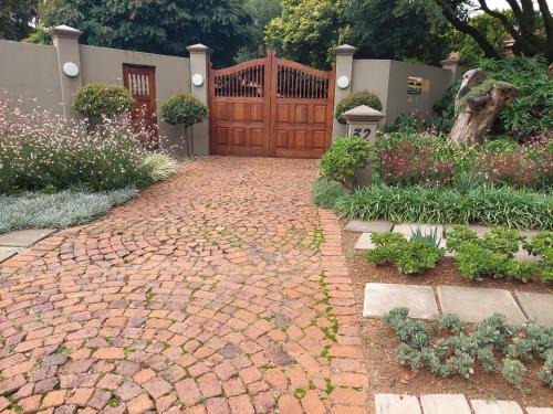 Boksburg Bed & Breakfast | Allo Allo