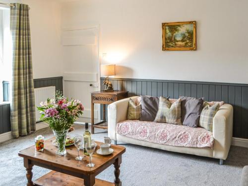Rothbury House | Allotment Cottage
