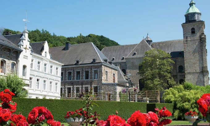 Malmedy House | Alluring Holiday Home in Malmedy With Sauna