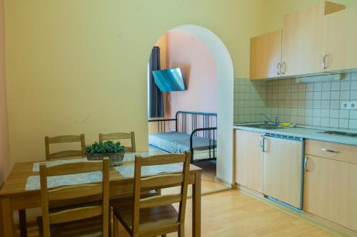 Balatonalmadi Apartment | Almádiszállások