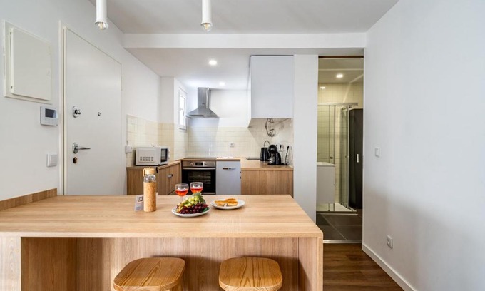 Cacilhas Apartment | Almada Cityscape Apartment