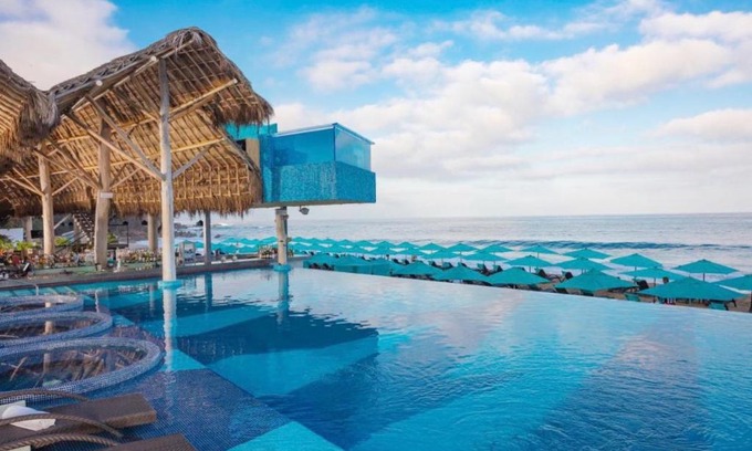 Amapas Hotel | Almar Resort Luxury LGBT Hotel
