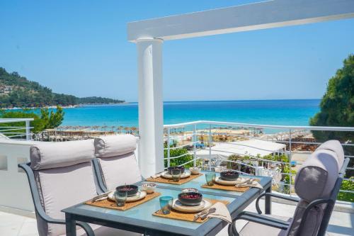 Chrisi Ammoudia Apartment | Almia Suite