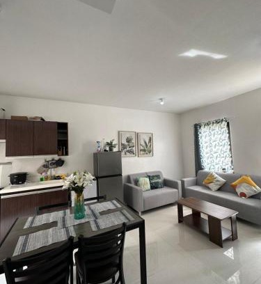 Talisay Apartment | Almond drive 2BR Townhouse Near SRP Nustar Talisay