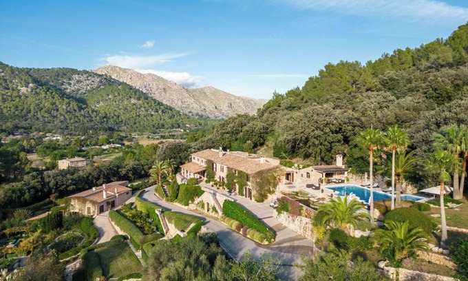 Pollensa House | Almond Valley - you have reached your destination