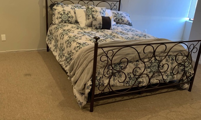 San Carlos Apartment | Almost penthouse apartment 2500+ SF