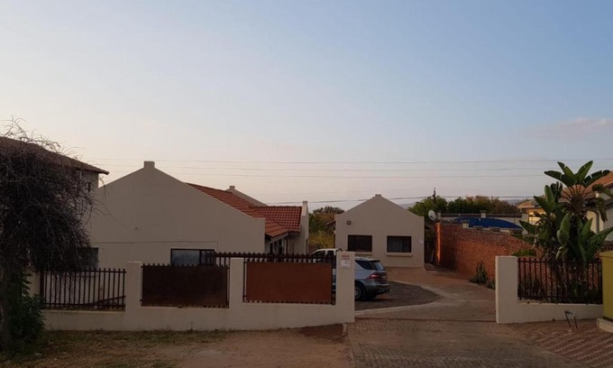 Burgersfort House | Aloe 40