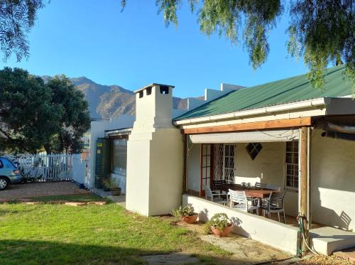 Montagu House | Aloe Cottage