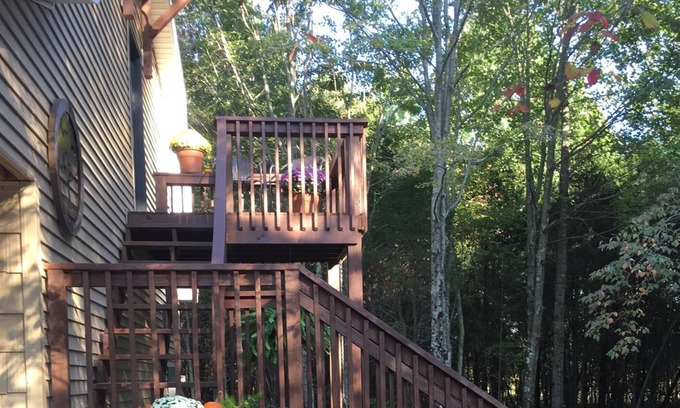 Paoli Apartment | Aloft near the Hoosier National Forest