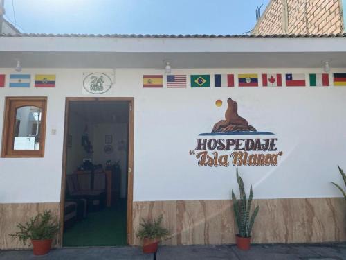 Pisco Hotel | ALOJAMIENTO ISLA BLANCA