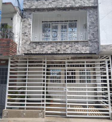 Armenia House | Alojamiento Villasofia
