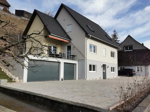 Oberbuchsiten House | Alpenblick Ferienwohnung und Monteurzimmer
