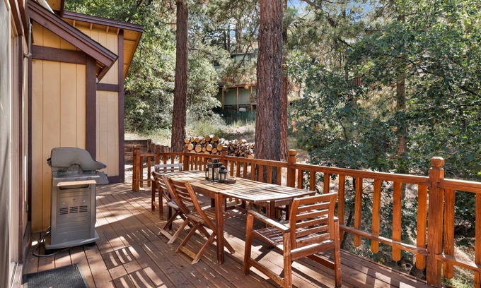 Upper Moonridge Cabin | Alpine Adventure #2166