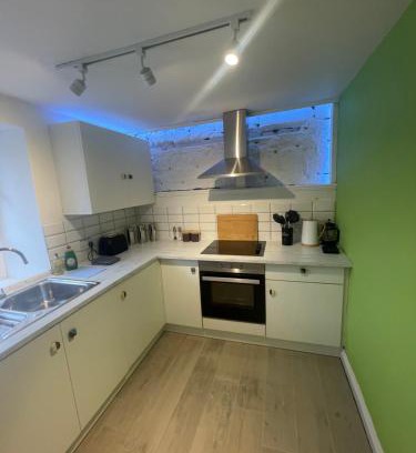 Murthly Apartment | Alpine Apartments - 1
