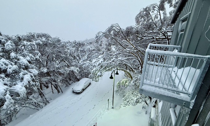 Mount Buller House | Alpine Chalet 3BR with Heated Floors & Fast Wi‑Fi