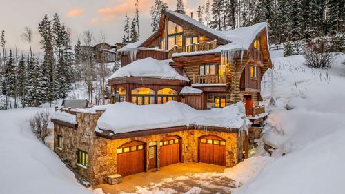 Breckenridge House | Alpine Majesty