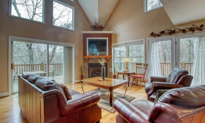 Helen House | Alpine Retreat