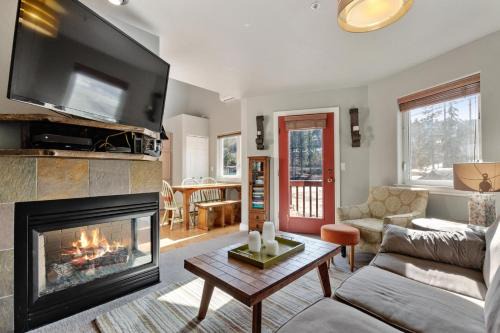Whitefish House | Alpine Village 3