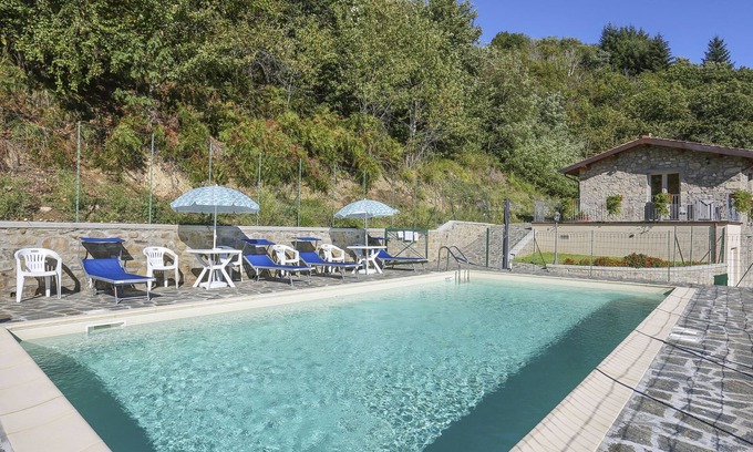 Villa Collemandina Apartment | Altana (CNG176) by Interhome
