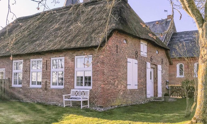 Emmelsbuell-Horsbuell House | Alte Schule Horsbüll