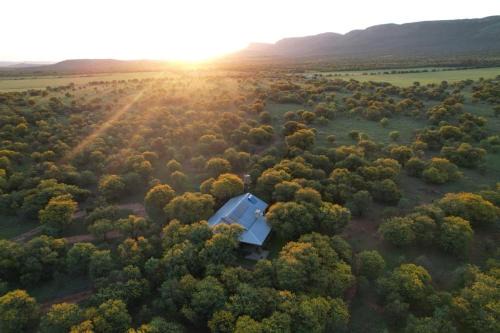 Hekpoort House | Altemooi Farm Stay