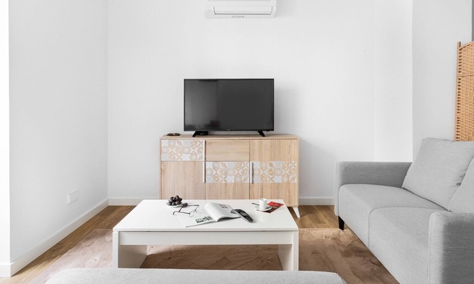 Santa Isabel Apartment | ALTIDO Charming studio near Estrela Garden