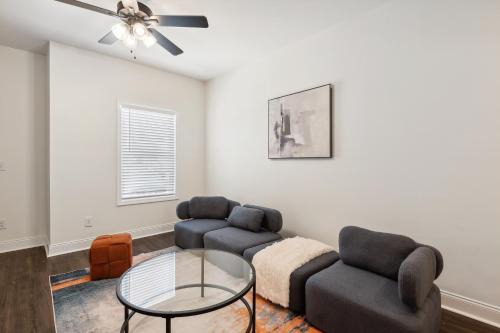 Clarksville Apartment | Alto B5 I Luxurious & Spacious I Free Parking