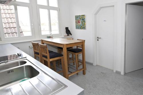 Leer Apartment | Altstadt-Domizil 7