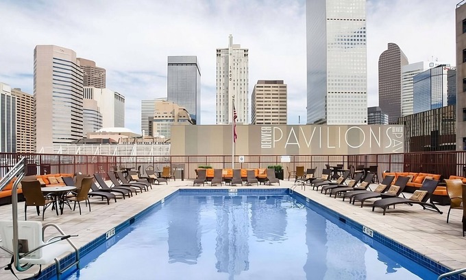 Downtown Denver Hotel | Always a Great Idea To Unwind! 3 Relaxing Units, Near Denver Zoo, Pet-Friendly
