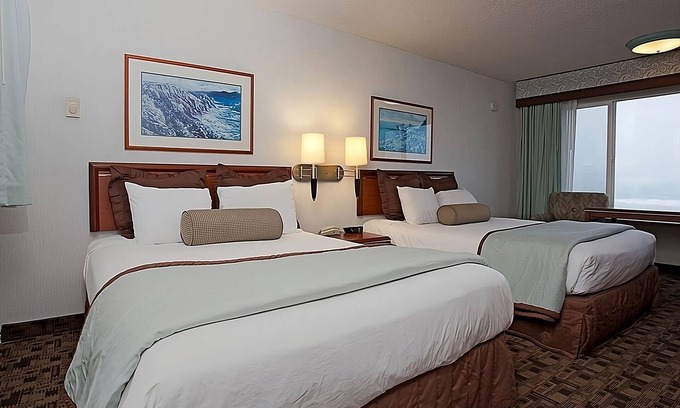 Newport Hotel | Always a Great Idea To Unwind! Two Units, Pets Are Welcome, Parking!