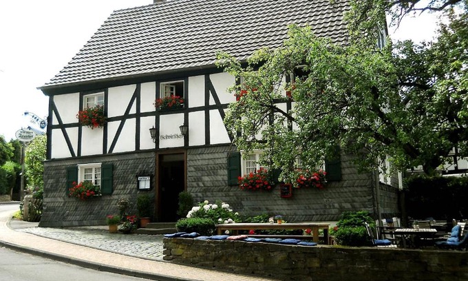 Herkenrath House | Am Alten Fronhof