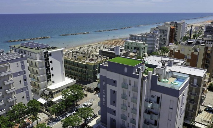 Pesaro Hotel | Amadei Hotel Figaro & Apartments