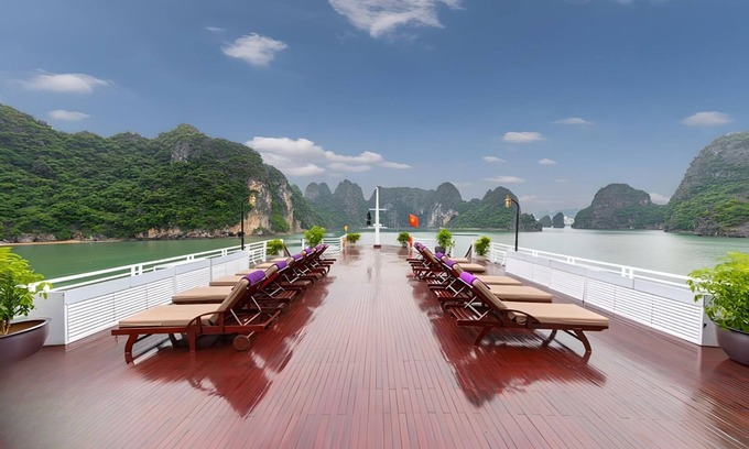 Ha Long Boat Rental | Amanda Premier Cruise Ha Long Bay