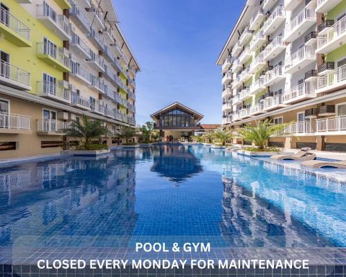 Mactan Export Processing Zone Apartment | Amani 237, 3 Minutes to Airport, with Gym & Pool, Free Netflix, FAST WI-FI