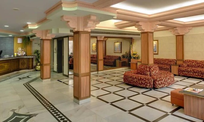 Fatehabad Road Hotel | Amar Yatri Niwas