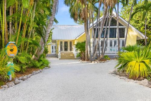 Captiva House | Amarelo Sol home
