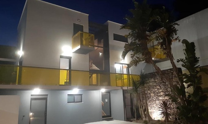 Vila Franca do Campo House | Amateur Runners