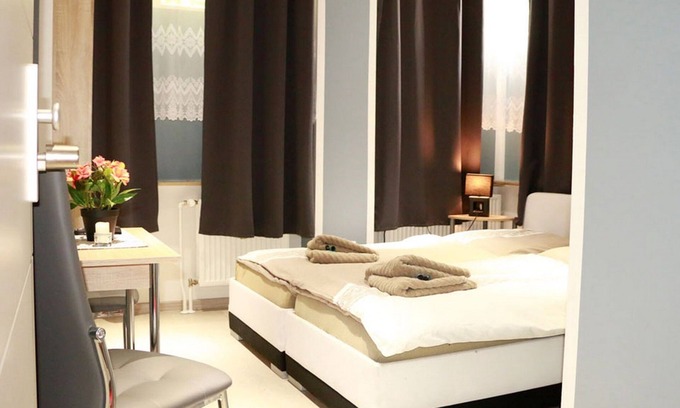 Neukoelln Hotel | Amaya Motel