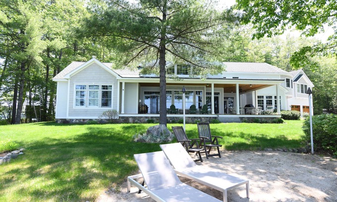 Harrison House | Amazing 5000 sq. ft. home on Long Lake with beautiful sandy beach!