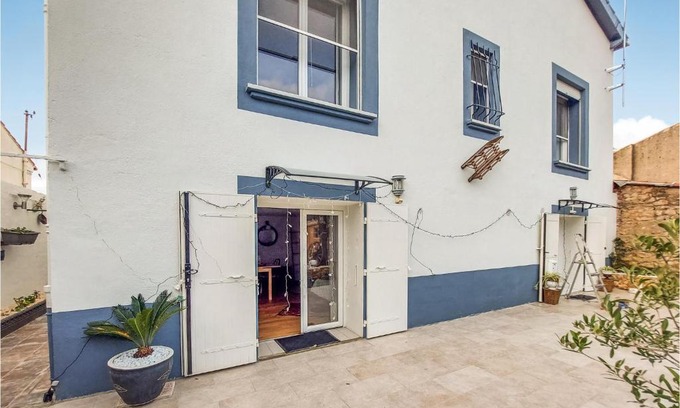 Balaruc-les-Bains Apartment | Amazing Apartment In Balaruc Les Bains With Wifi