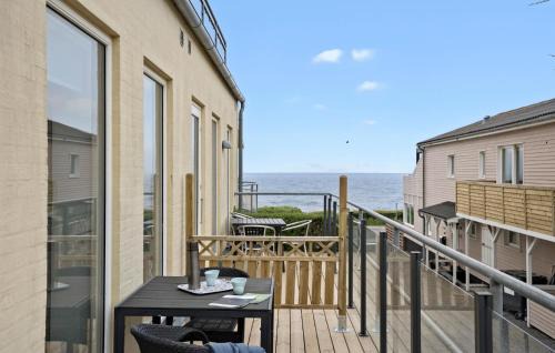 Sandkaas Apartment | Amazing Apartment In Allinge With Wifi