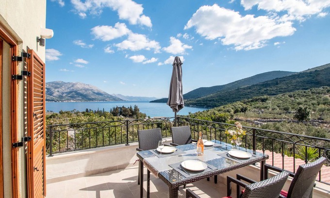 Kneza Apartment | Amazing apartment in Kneze with WiFi